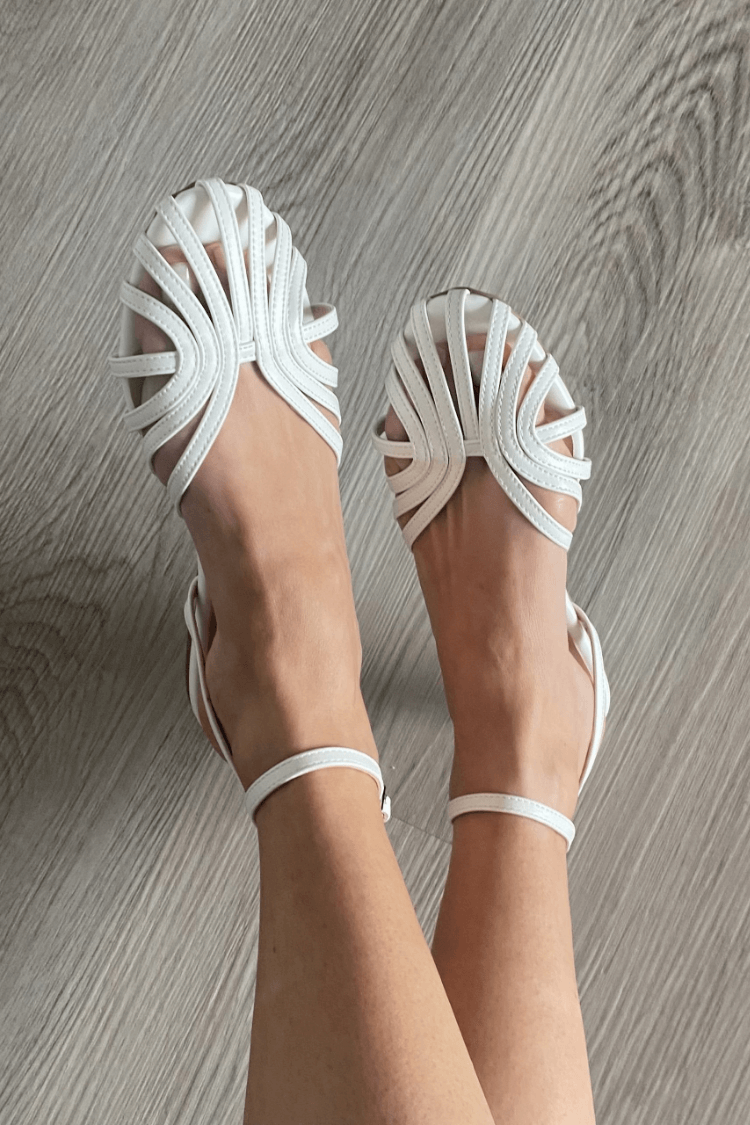 Aurelia Vinta™ | Woven Elegance Sandals