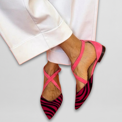 Liora™ | Dancer's Embrace