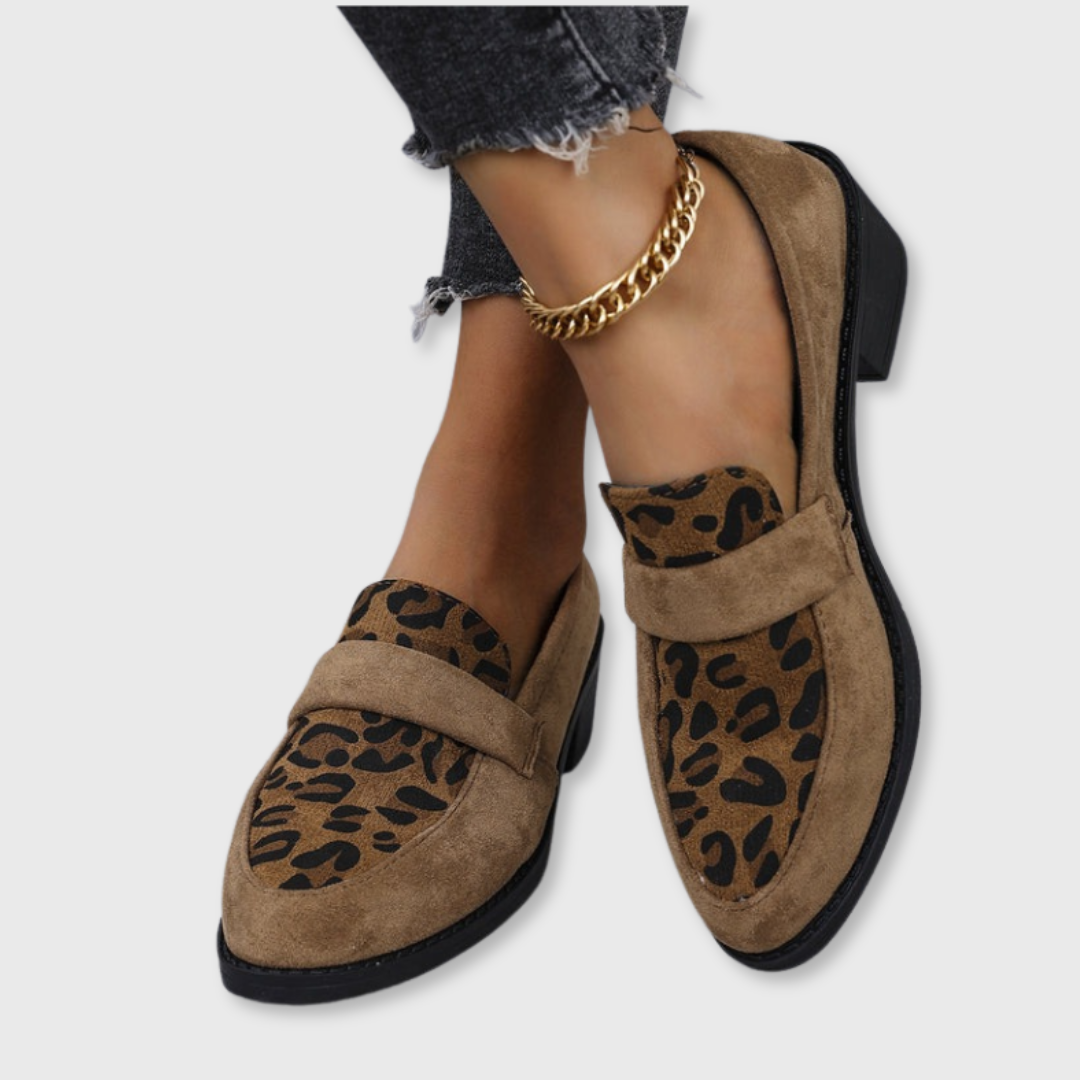 Aeloria™ | Enigmatic Feline Slippers