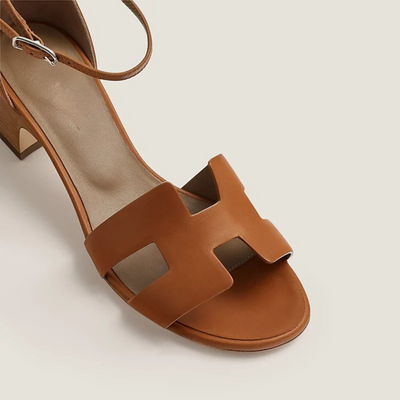 CHLOÉ | ELEGANTE SANDALEN