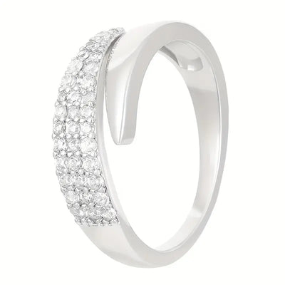 Seraphine Alure™ | Gilded Radiance Ring with Dazzling Stones