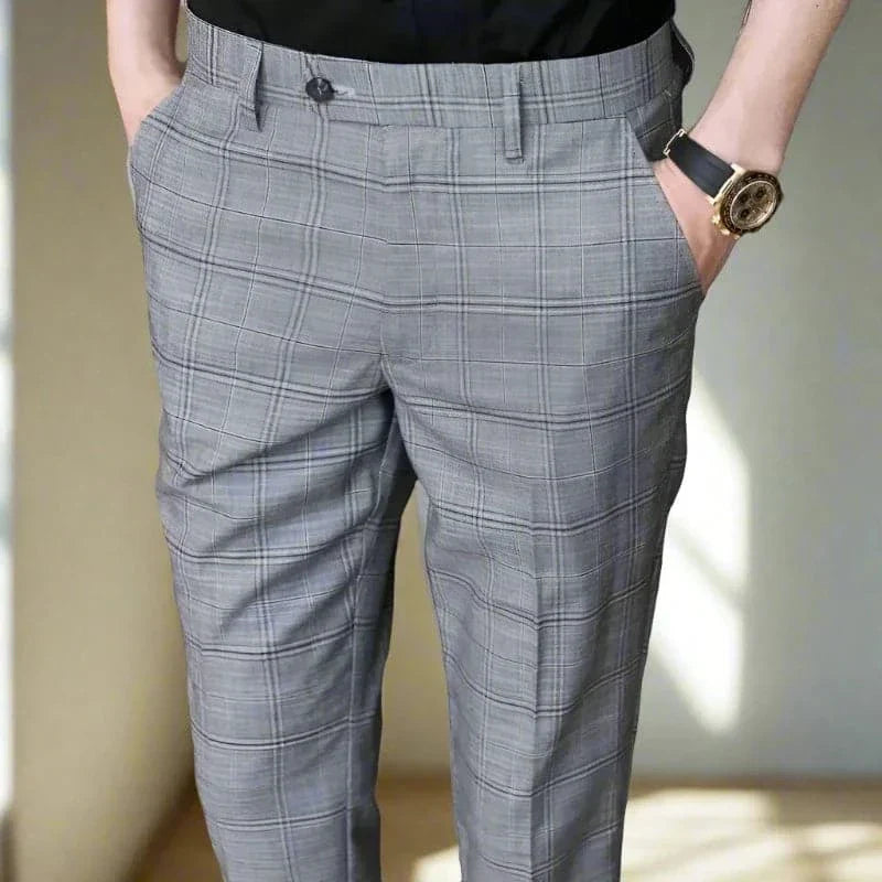 StrideLine Slim-Fit Broek