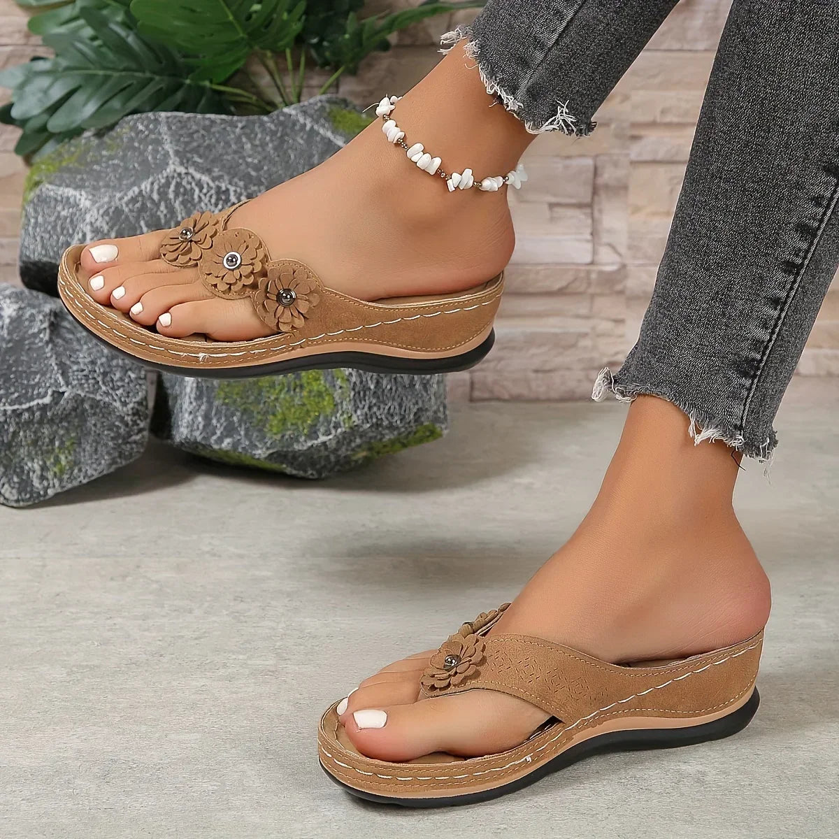 Elowen™ | Serene lace-up sandals with ergonomic support.