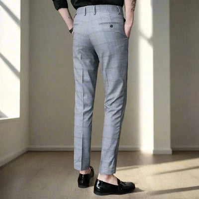 StrideLine Slim-Fit Broek
