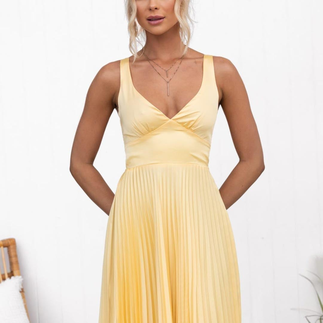 Aurelia™ | Yellow Plissé V-Neck Maxi Dress