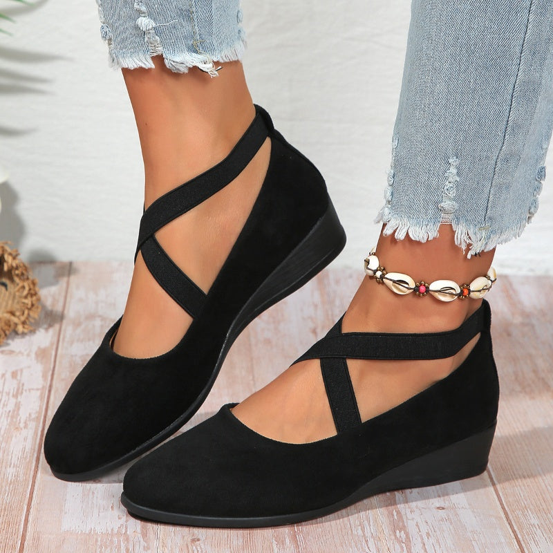 Stravelle® | Chic Stretch Strap Wedge Sko