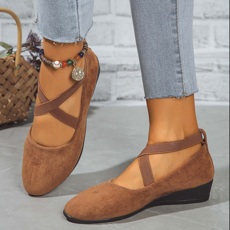 Stravelle® | Chic Stretch Strap Wedge Sko