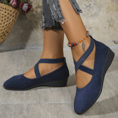 Stravelle® | Chic Stretch Strap Wedge Sko